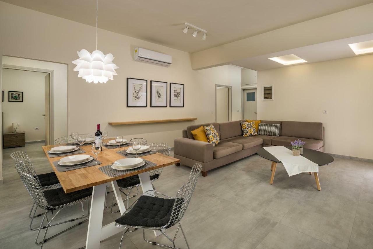 110m² 3 slaapkamer, 2 privé badkamer Appartement in Chania Chania  Buitenkant foto
