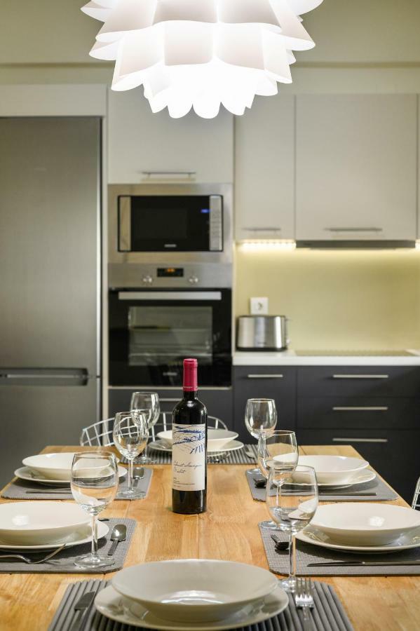 110m² 3 slaapkamer, 2 privé badkamer Appartement in Chania Chania  Buitenkant foto