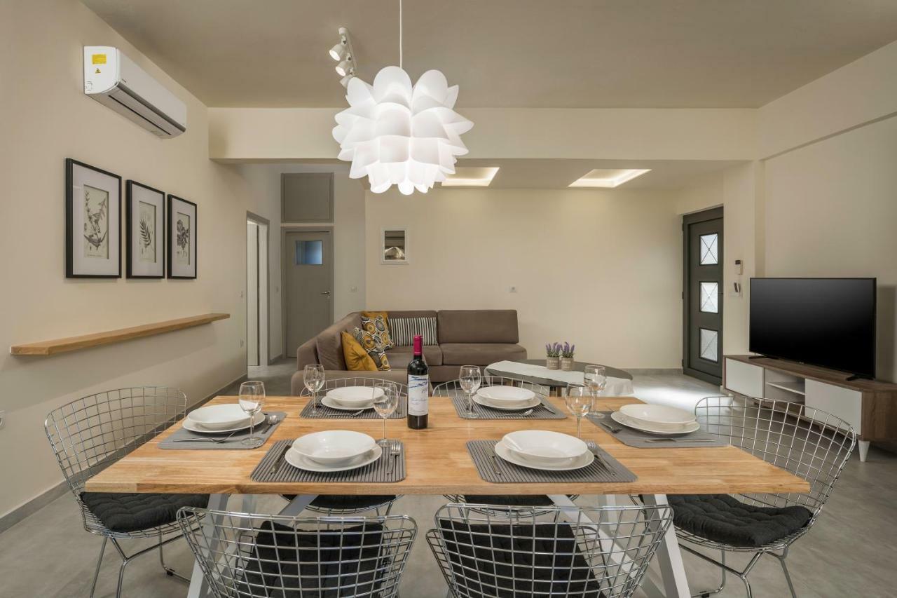 110m² 3 slaapkamer, 2 privé badkamer Appartement in Chania Chania  Buitenkant foto