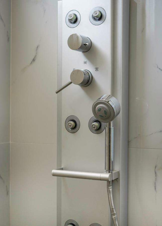 110m² 3 slaapkamer, 2 privé badkamer Appartement in Chania Chania  Buitenkant foto